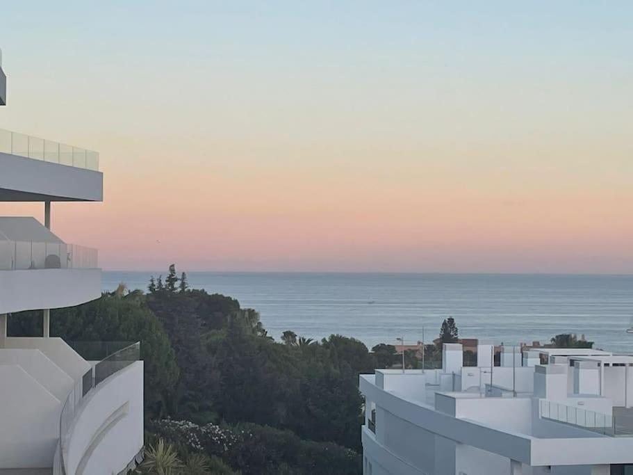 Prachtig Appartement Met Zeezicht In Estepona Costa Del Sol Экстерьер фото